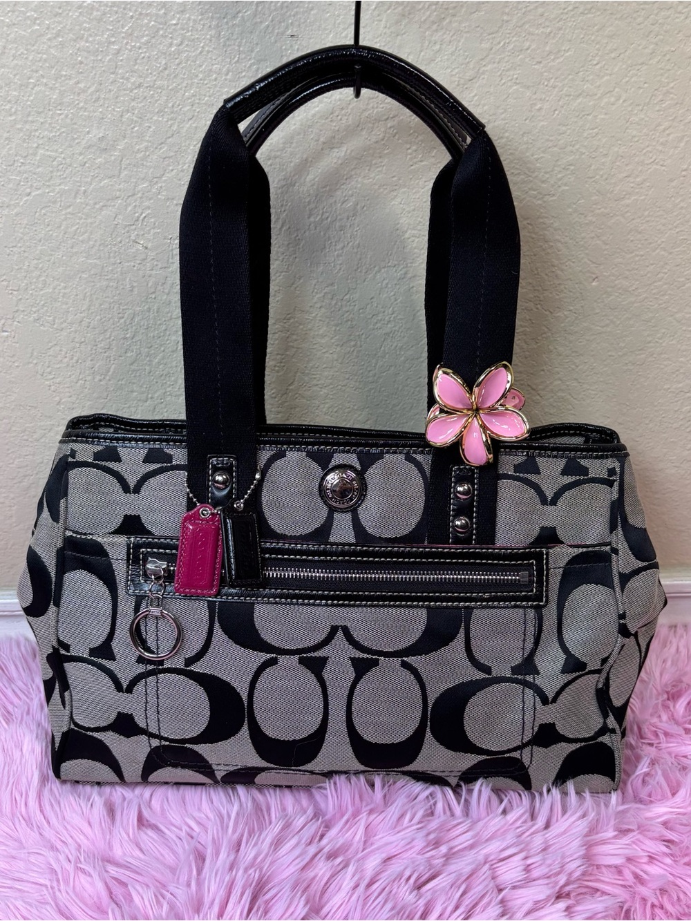 Coach Daisy signature C👜 black & pink🌸